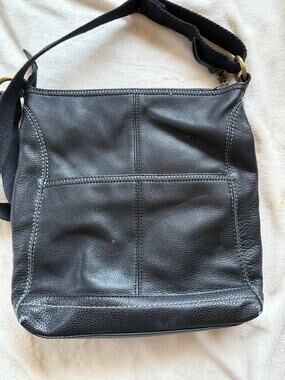 The Sak Iris Leather Hobo Bag Crossbody
